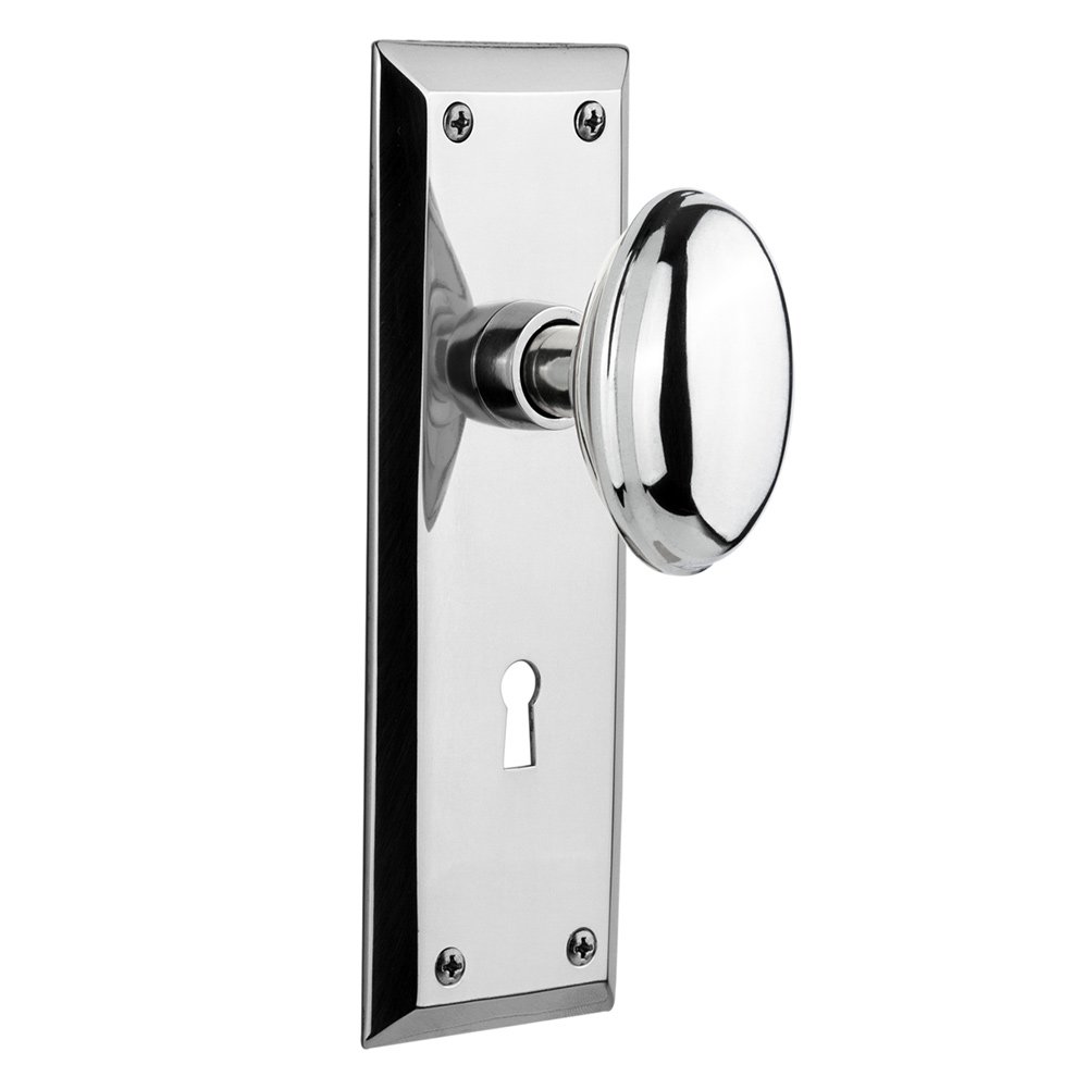 Passage New York Plate with Keyhole and Homestead Door Knob in Bright Chrome