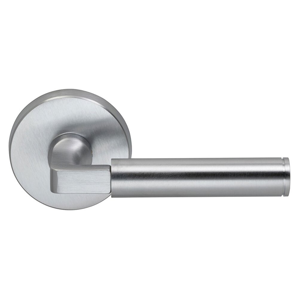 Passage Barrel Right Handed Lever with Plain Rosette in Satin Chrome