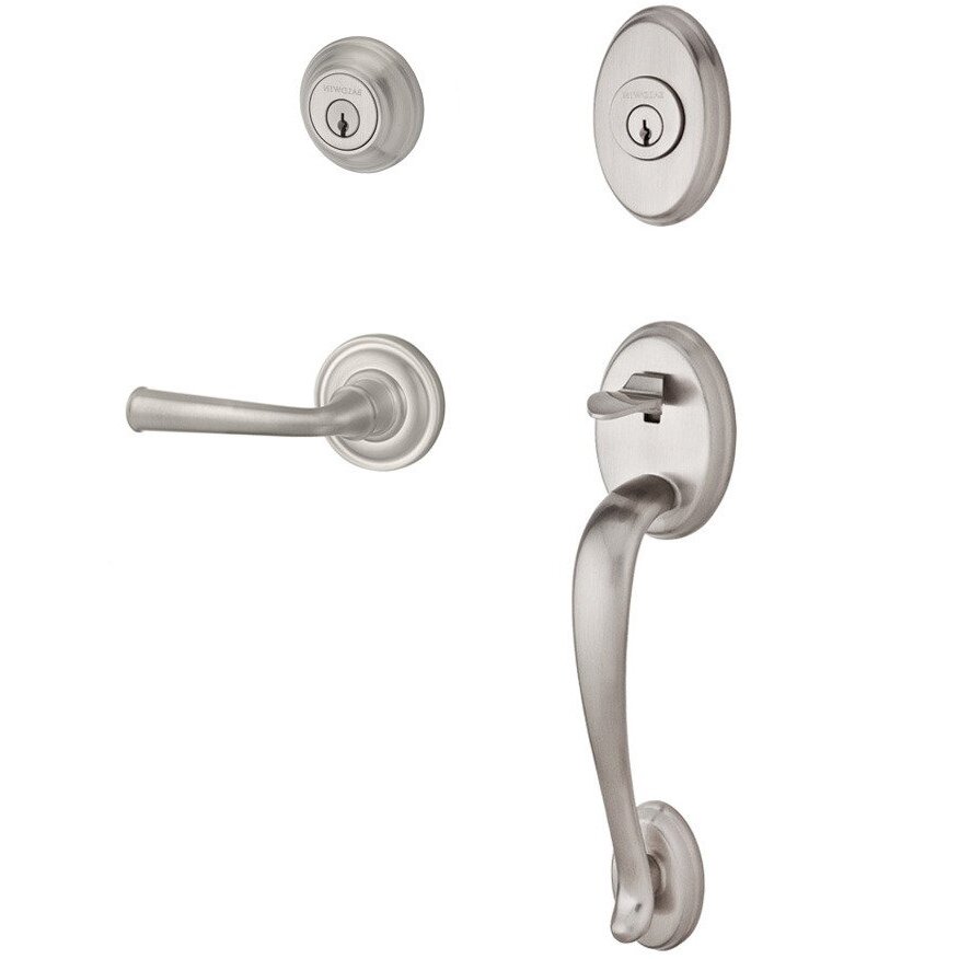 Handleset with Right Handed Federal Lever and Traditional Round Rose in Satin Nickel