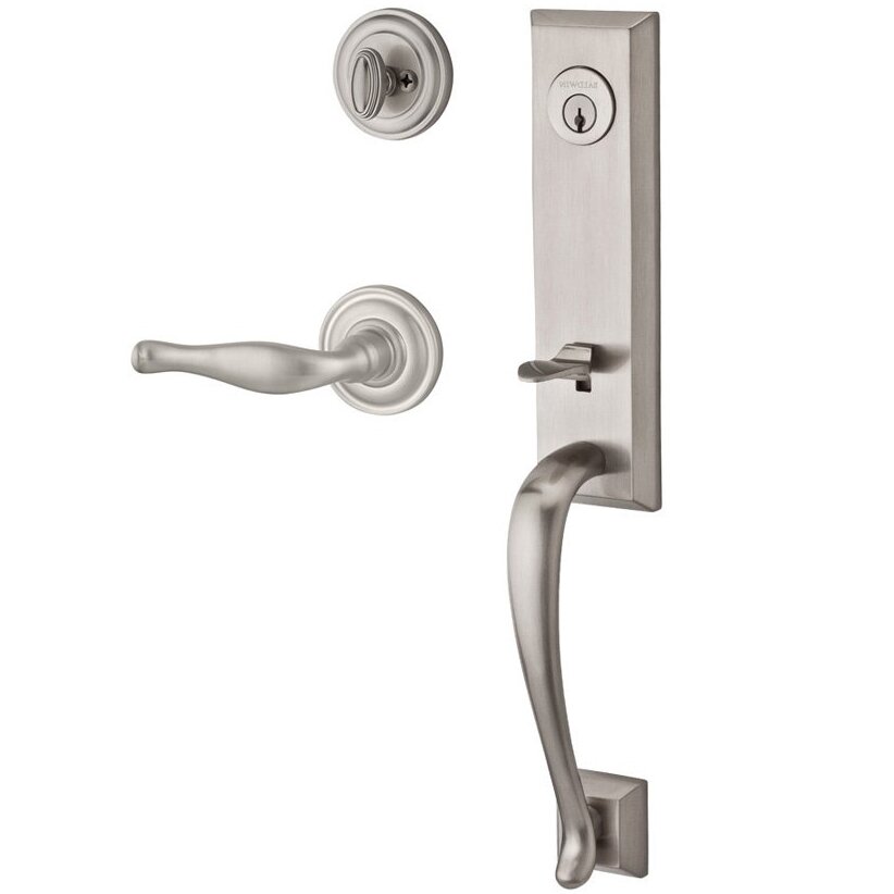 Handleset with Right Handed Decorative Lever and Traditional Round Rose in Satin Nickel