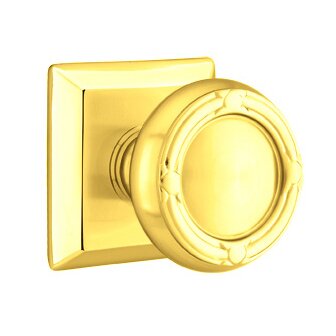 Passage Ribbon & Reed Knob With Quincy Rose in Polished Brass