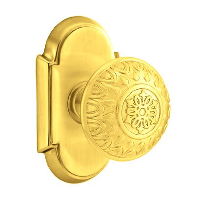 Privacy Lancaster Knob With #8 Rose in Polished Brass