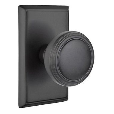 Privacy Norwich Door Knob With Rectangular Rose in Flat Black