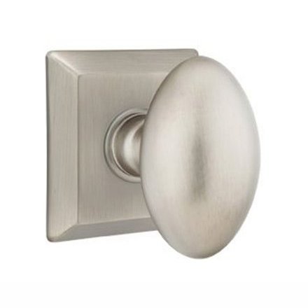 Privacy Egg Door Knob With Quincy Rose in Pewter