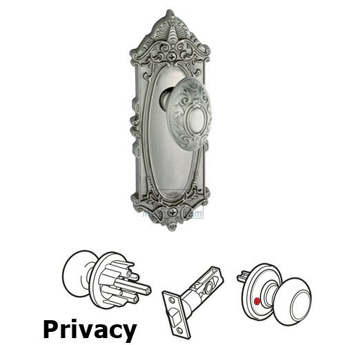 Privacy Knob - Grande Victorian Plate with Grande Victorian Door Knob in Satin Nickel