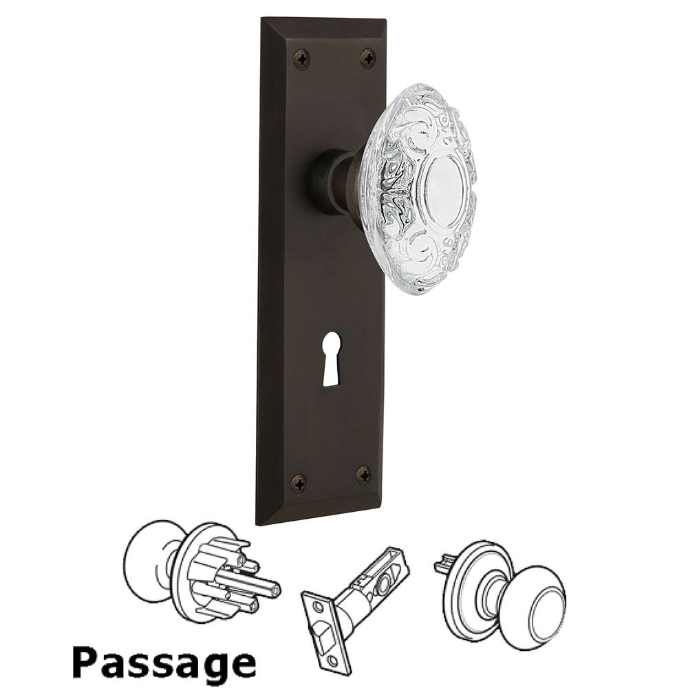 Passage - New York Plate With Keyhole and Crystal Victorian Knob in Oil-Rubbed Bronze