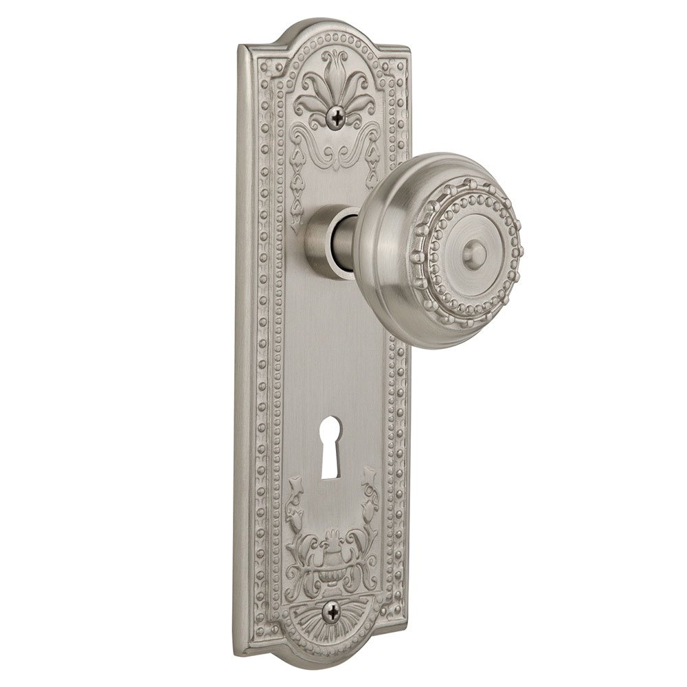 Double Dummy Meadows Plate with Keyhole and Meadows Door Knob in Satin Nickel