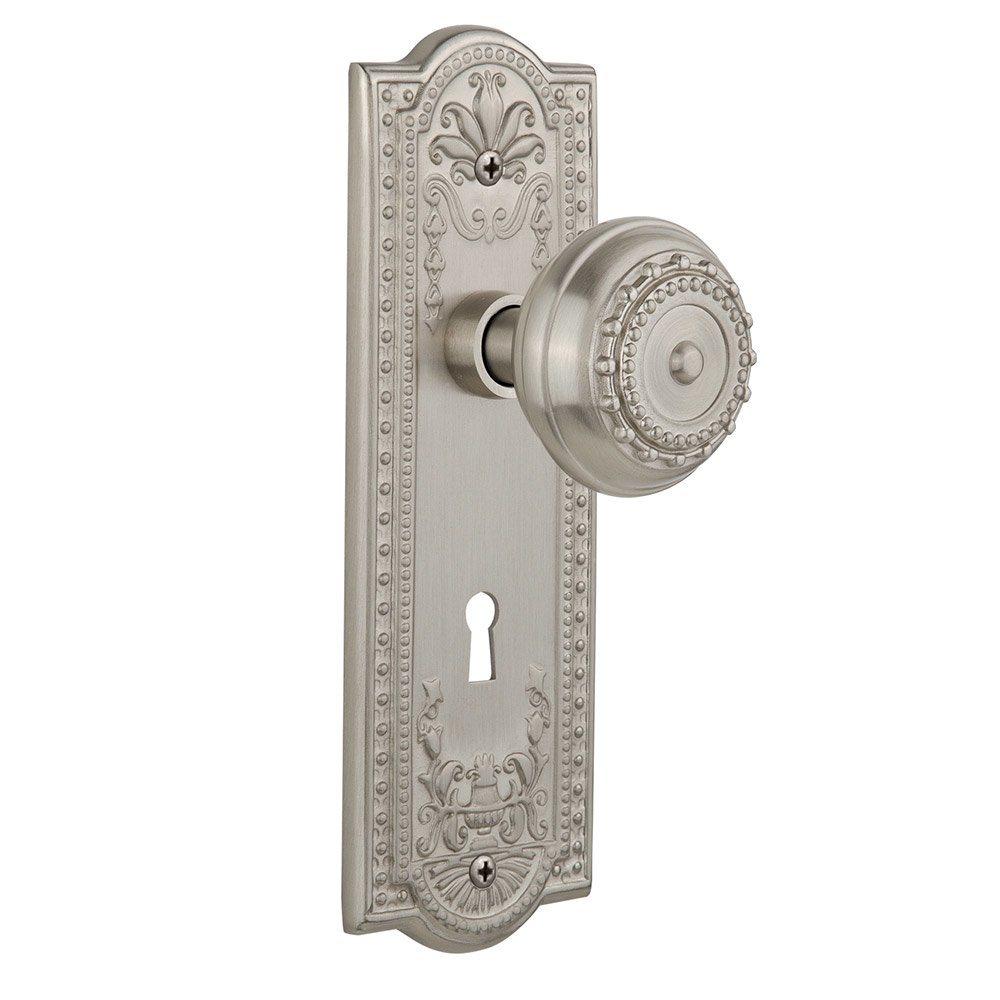 Privacy Meadows Plate with Keyhole and Meadows Door Knob in Satin Nickel
