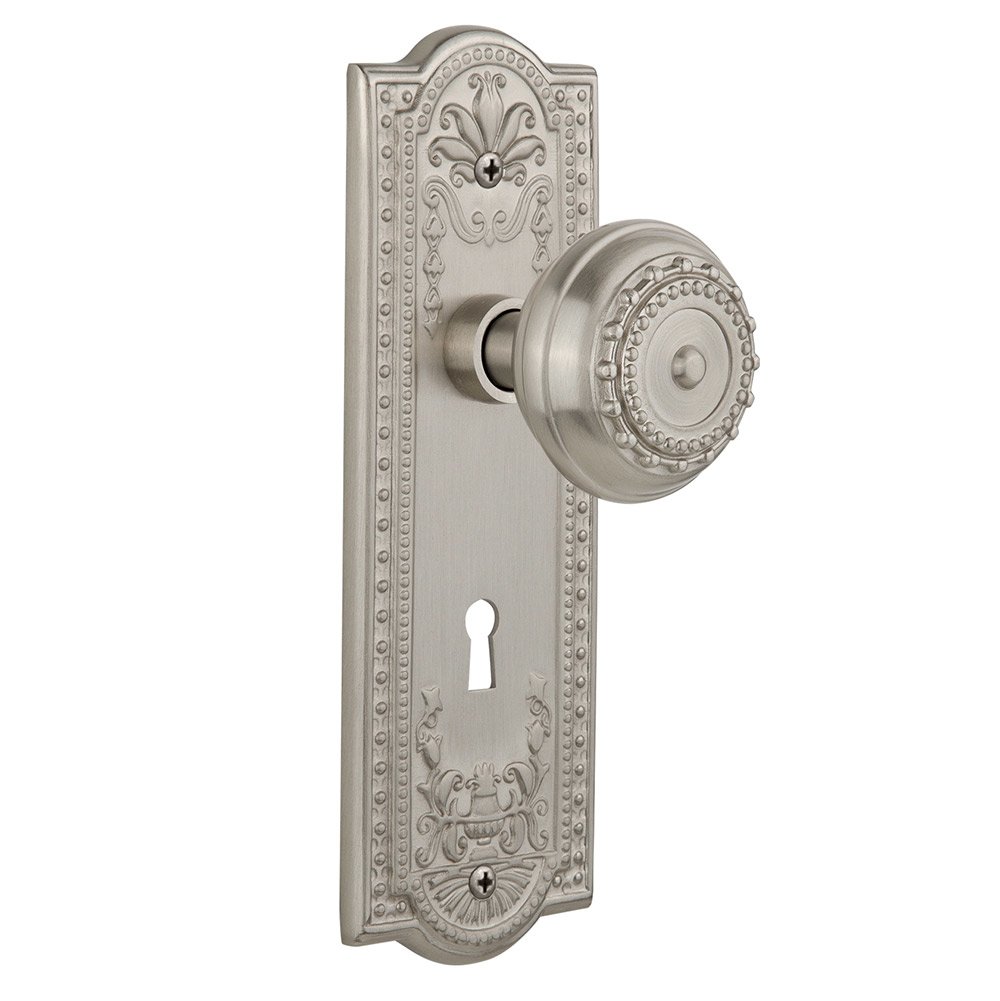 Passage Meadows Plate with Keyhole and Meadows Door Knob in Satin Nickel
