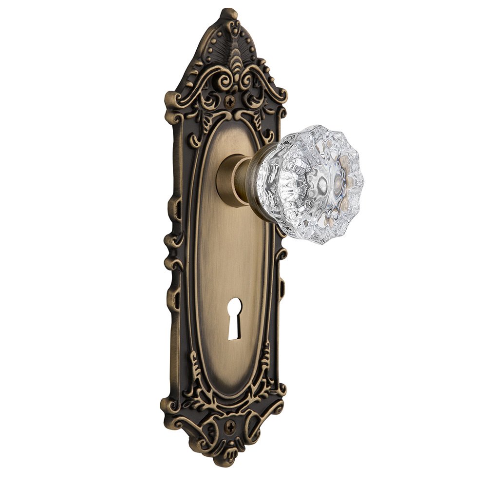 Privacy Victorian Plate with Keyhole and Crystal Glass Door Knob in Antique Brass