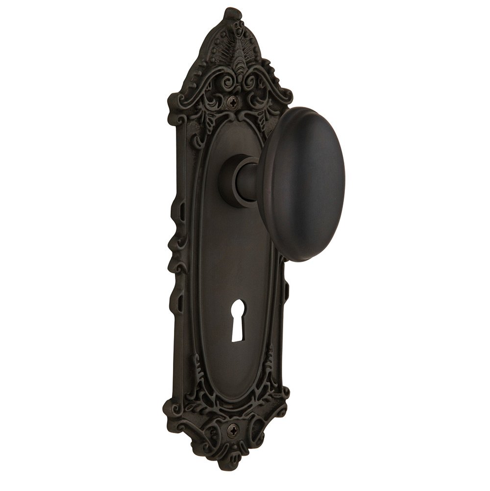 Privacy Victorian Plate with Keyhole and Homestead Door Knob in Oil-Rubbed Bronze