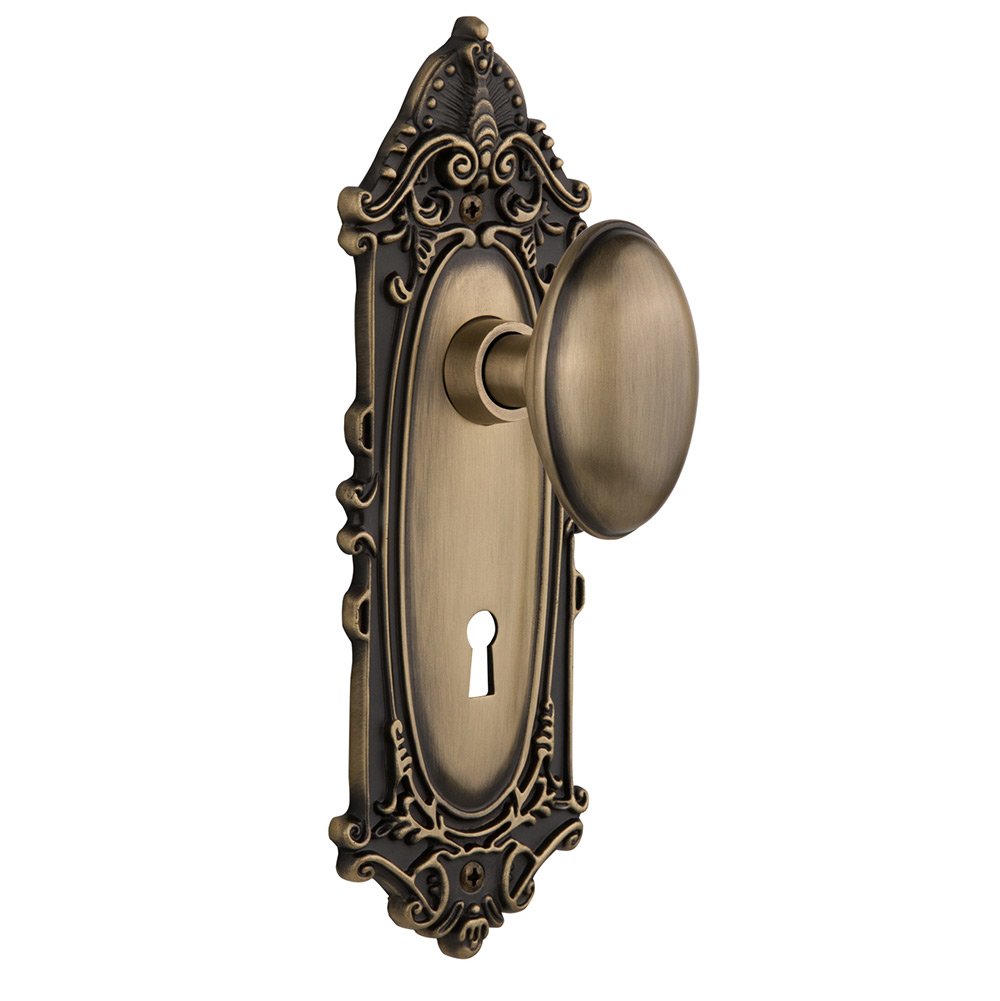 Privacy Victorian Plate with Keyhole and Homestead Door Knob in Antique Brass