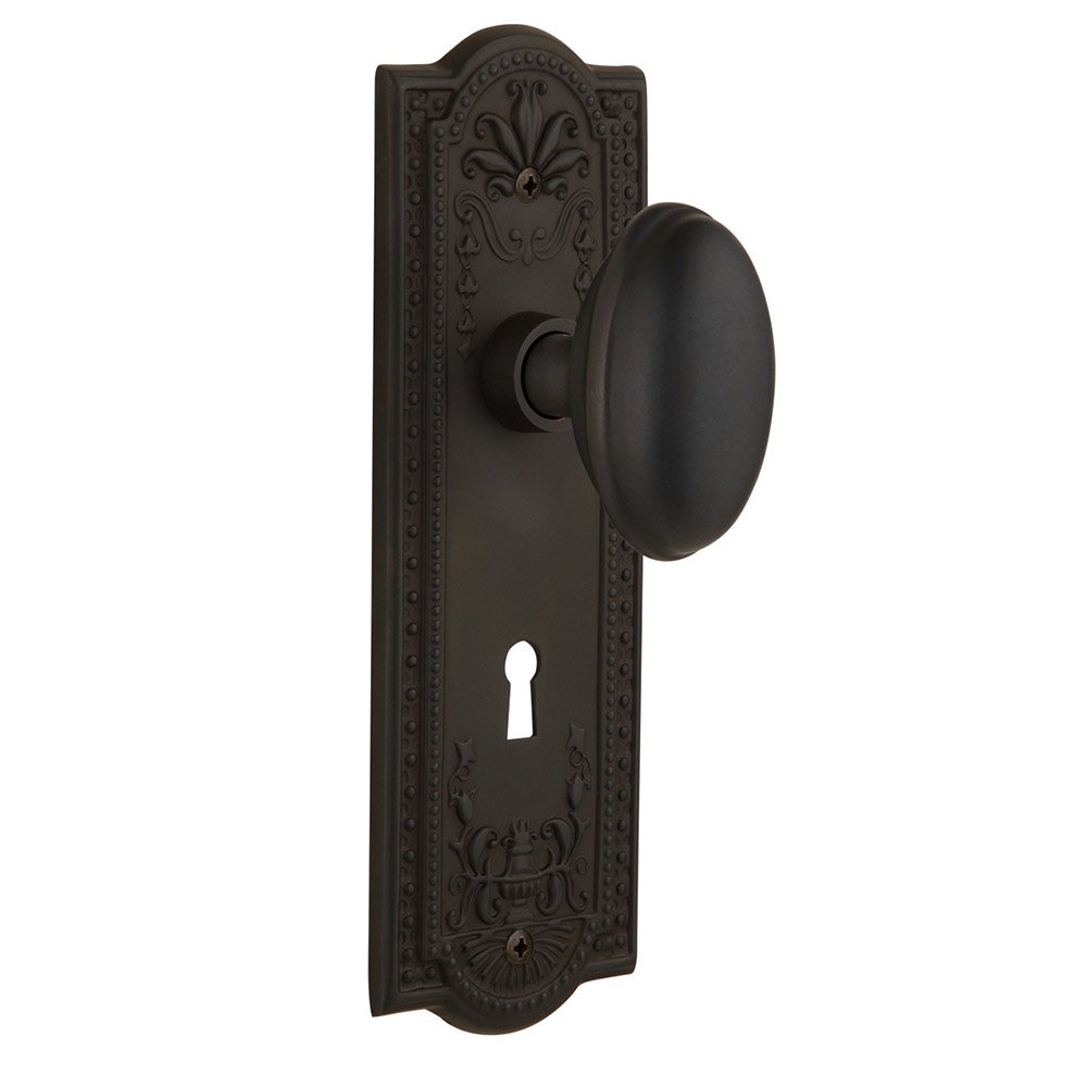 Privacy Meadows Plate with Keyhole and Homestead Door Knob in Oil-Rubbed Bronze