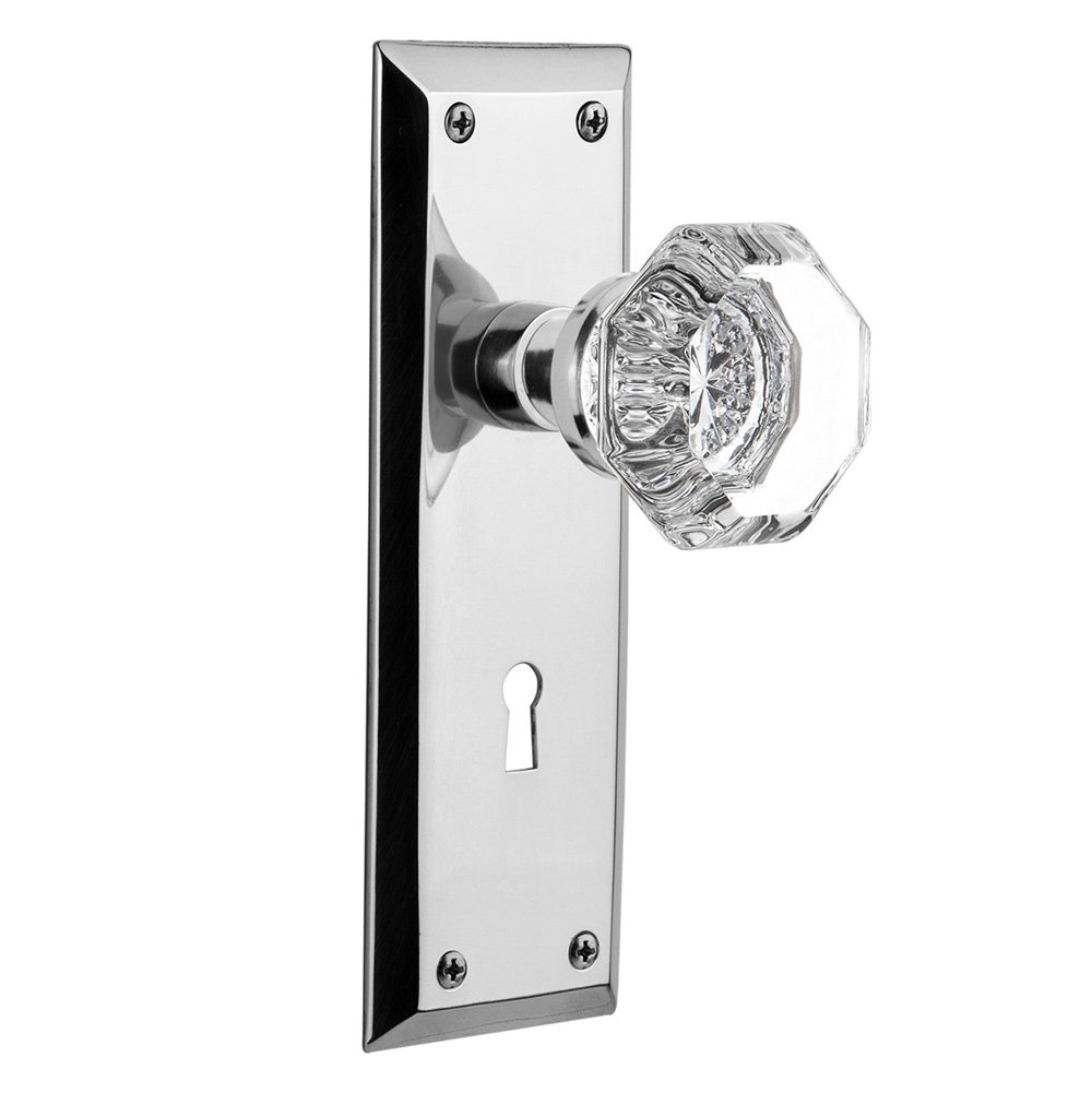 Passage New York Plate with Keyhole and Waldorf Door Knob in Bright Chrome