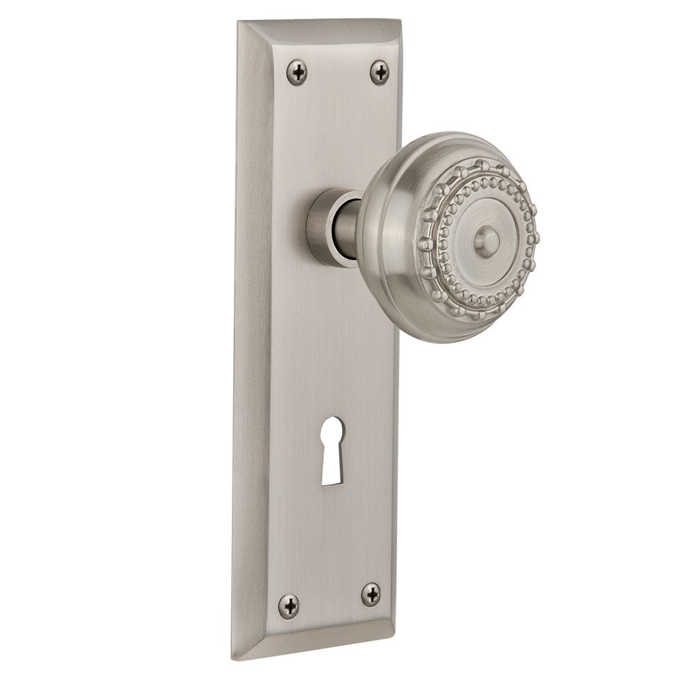 Single Dummy New York Plate with Keyhole and Meadows Door Knob in Satin Nickel