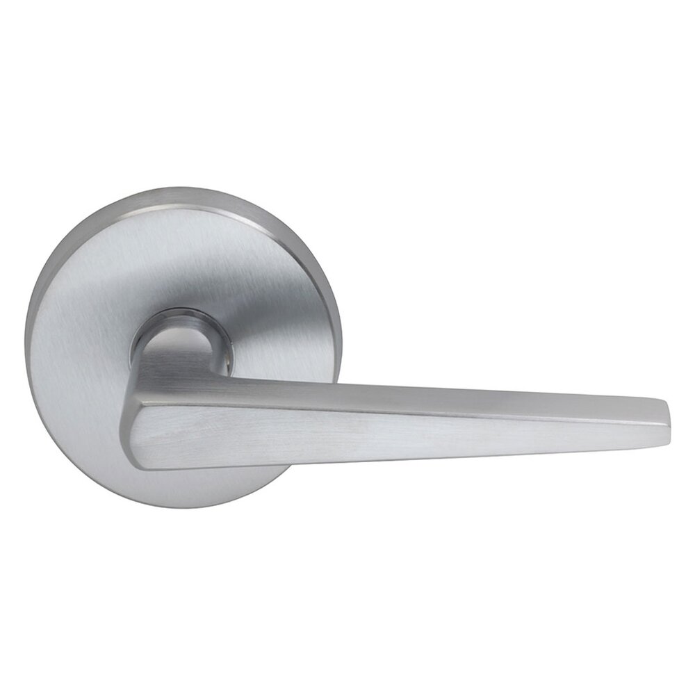 Passage Straight Tapered Right Handed Lever with Plain Rosette in Satin Chrome