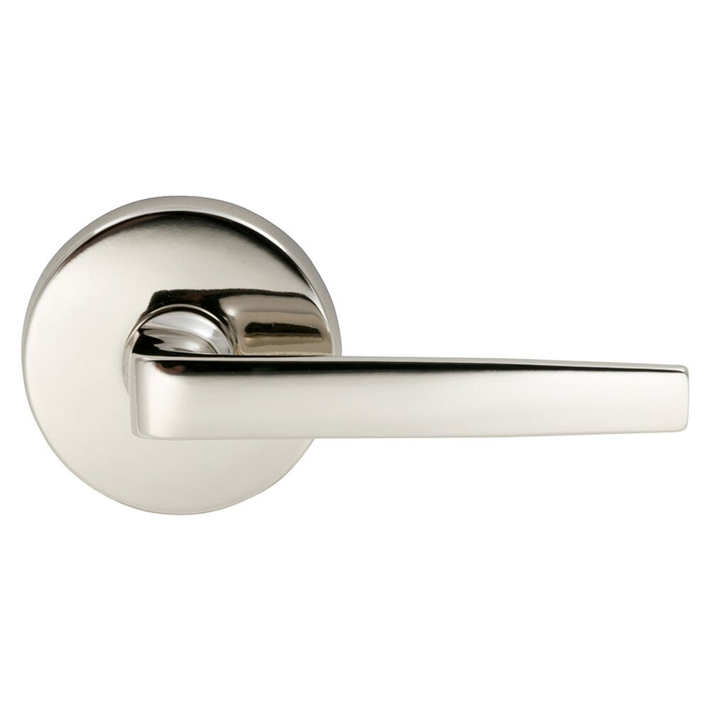 Passage Chicago Right Handed Lever with Plain Rosette in Polished Nickel Lacquered
