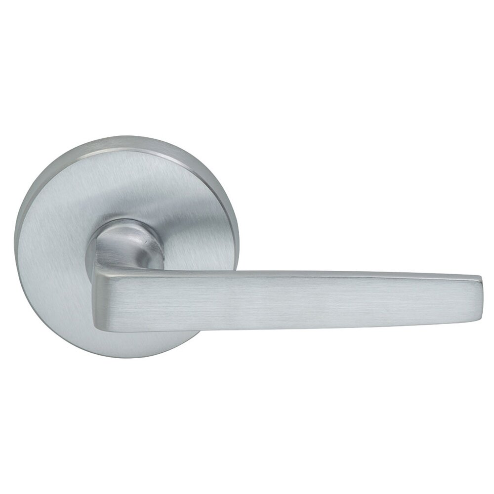 Privacy Chicago Right Handed Lever with Plain Rosette in Satin Chrome