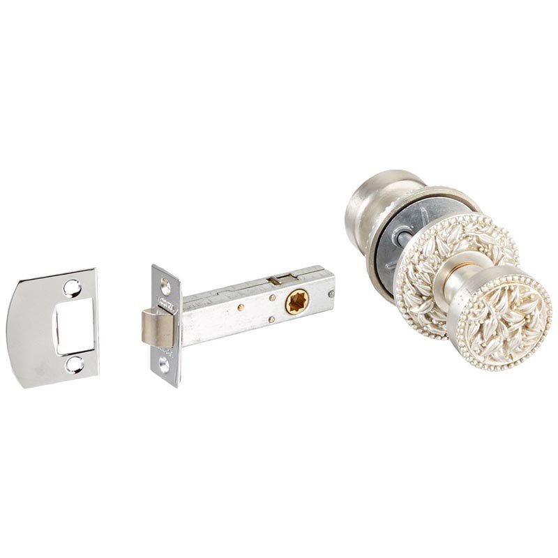 Passage Door Knob Set in Polished Silver